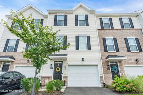 202 Discovery Rd, Brick, NJ, 08723-3530 | Card Image