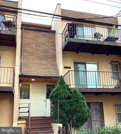 104-5005 D St Se, WASHINGTON, DC, 20019-6163 | Card Image