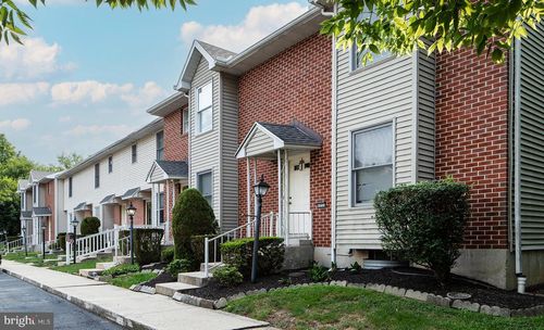 6250 Haydon Ct, MECHANICSBURG, PA, 17050-8119 | Card Image