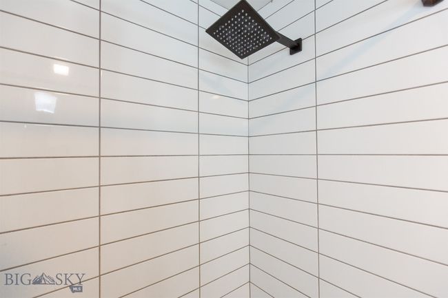 3rd Floor Bathroom | Image 31