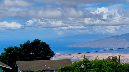 12 Upper Kimo Dr, Kula, HI, 96790-8048 | Card Image