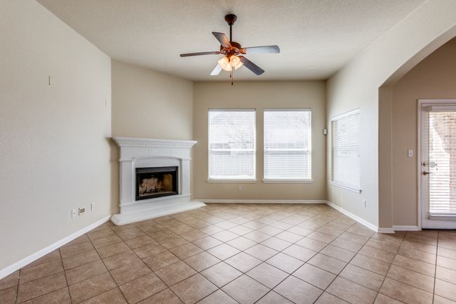 253 Lear Ave, House other with 3 bedrooms, 2 bathrooms and 4 parking in Buda TX | Image 7