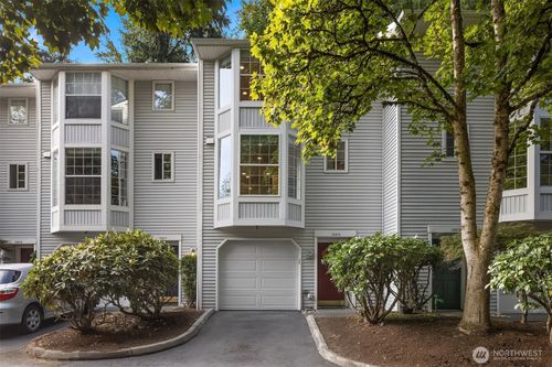 10215 Ne 129th Ln, Kirkland, WA, 98034-2809 | Card Image