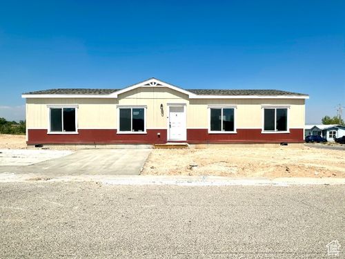 15-1461 E 5975 S, Vernal, UT, 84078-8547 | Card Image