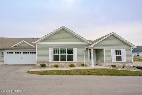 5008 Woodridge Lake Blvd, Louisville, KY, 40272-5317 | Card Image
