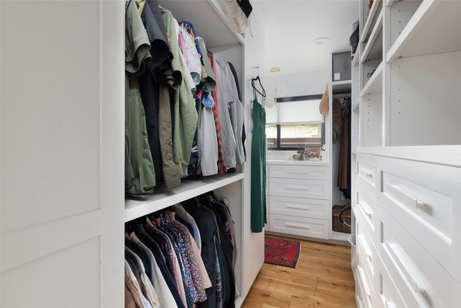 Primary closet | Image 25