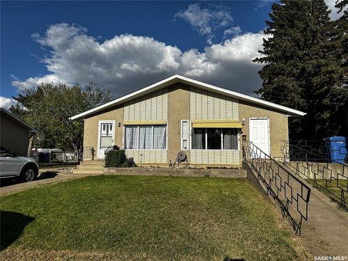 2110 101st Cres, North Battleford, SK, S9A1C3 | Card Image
