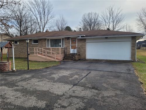 14855 Drake Rd, Strongsville, OH, 44136-7937 | Card Image