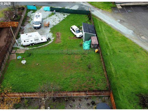 123 Peacock Ln, Myrtle Creek, OR, 97457-7316 | Card Image