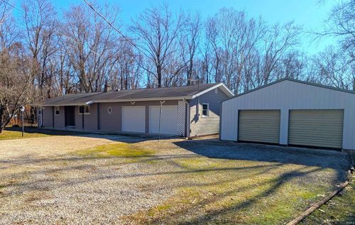 717 Walnut St N, Shoals, IN, 47581-2253 | Card Image