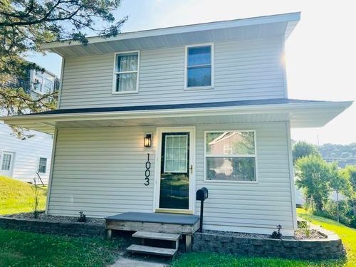 1003 River Street, Decorah, IA, 52101 | Card Image
