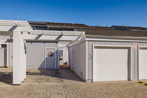 f-359 Cannon Green Dr, Goleta, CA, 93117-2870 | Card Image