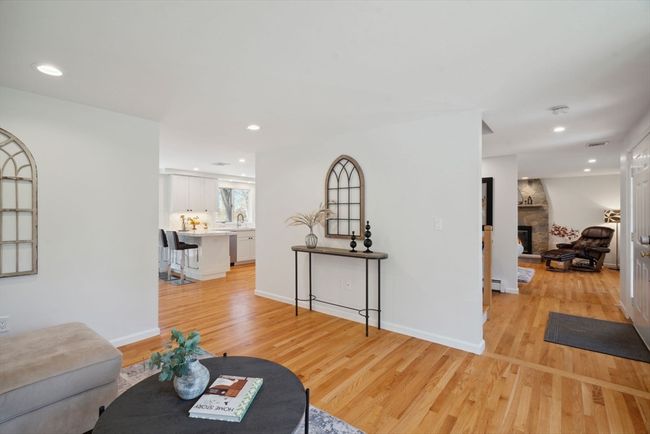 9 Pheasantwood Dr, House other with 4 bedrooms, 4 bathrooms and 2 parking in Wakefield MA | Image 5