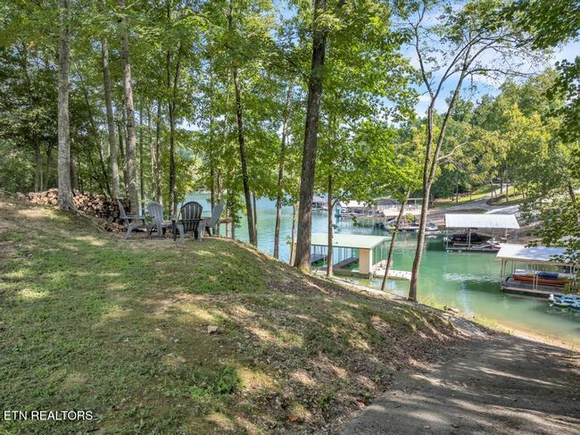 128 Fox Ln, House other with 3 bedrooms, 3 bathrooms and null parking in La Follette TN | Image 15