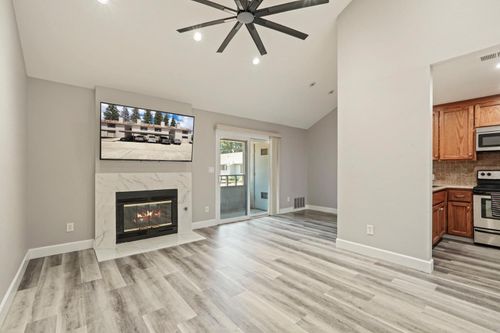 apt-4-625 N Church St, Lodi, CA, 95240-1288 | Card Image