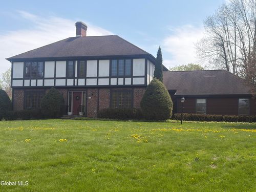 20 Butternut Hill Dr, Queensbury, NY, 12804-9786 | Card Image