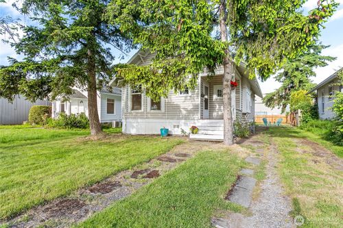 2008 Iron St, Bellingham, WA, 98225-4212 | Card Image