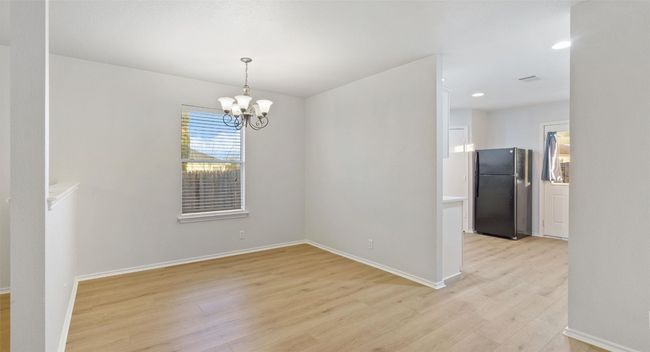 Dining Adjacent to Kitchen | Image 11