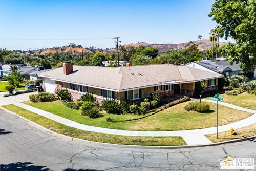 131 W 49th St, San Bernardino, CA, 92407-3201 | Card Image
