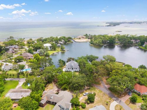 74 Star Lake Dr, Pensacola, FL, 32507-3475 | Card Image