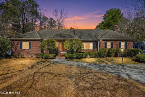 122 Spring Chase Ln, Rocky Point, NC, 28457-7806 | Card Image