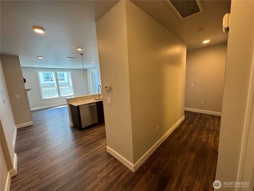 416-4691 Main St, Tacoma, WA, 98407 | Card Image