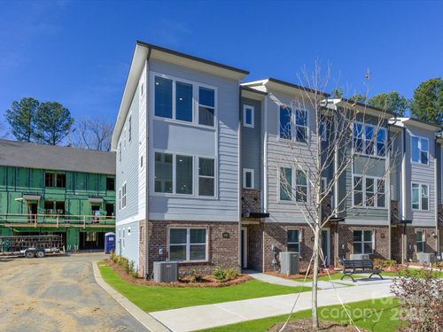 1523 Lithium Ln, Charlotte, NC, 28211-0046 | Card Image
