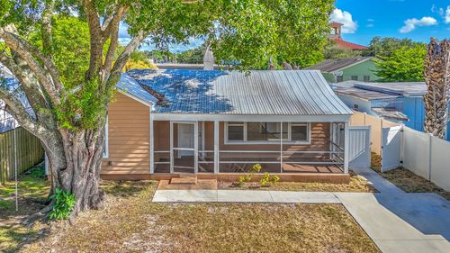 1204 Easter Ave, Fort Pierce, FL, 34950-4034 | Card Image