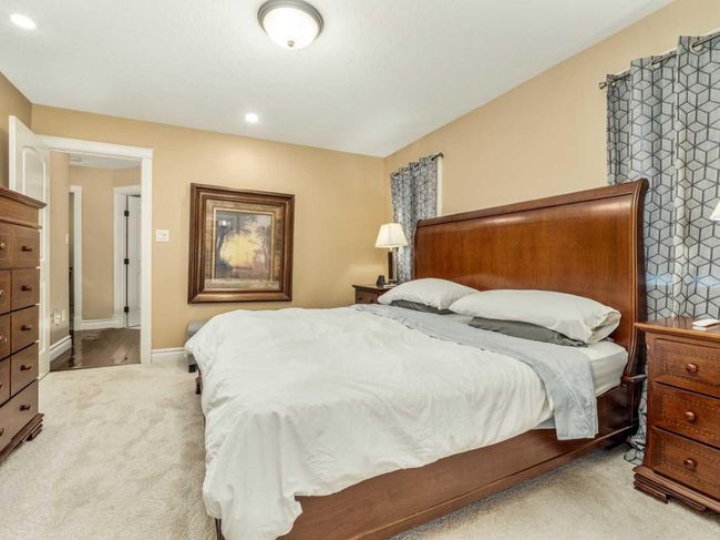 208 Mt Sunburst Place W, House other with 4 bedrooms, 3 bathrooms and 4 parking in Lethbridge AB | Image 24
