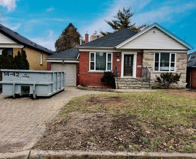 16 Mcgillivray Ave, House other with 1 bedrooms, 2 bathrooms and 3 parking in North York ON | Image 1