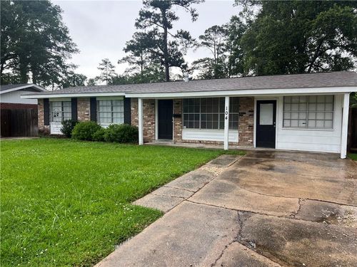 104 Florence Dr, Hammond, LA, 70401-1206 | Card Image