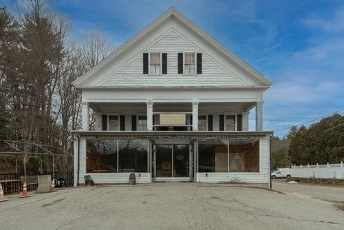12 Main St, Brookline, NH, 03033-2062 | Card Image