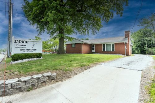 2907 Godfrey Rd, Godfrey, IL, 62035-1810 | Card Image