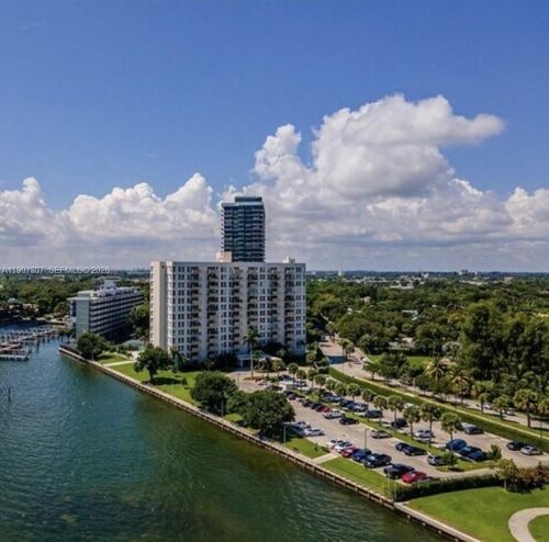 apt-11m-880 Ne 69th St, Miami, FL, 33138-5792 | Card Image