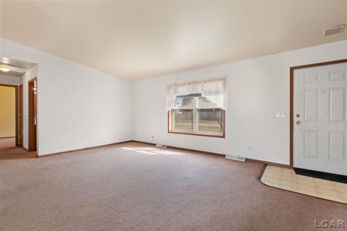 260 S Main St, Britton, MI, 49229-9797 | Card Image