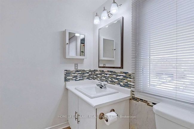1647 Middleton St, House other with 5 bedrooms, 4 bathrooms and 2 parking in Pickering ON | Image 18