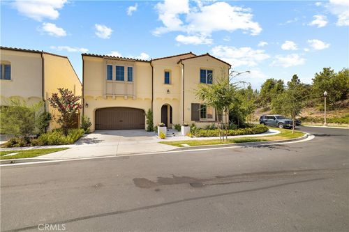 66 Poncho, Irvine, CA, 92602-1906 | Card Image