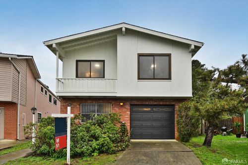 635 Parkview Cir, Pacifica, CA, 94044-1529 | Card Image