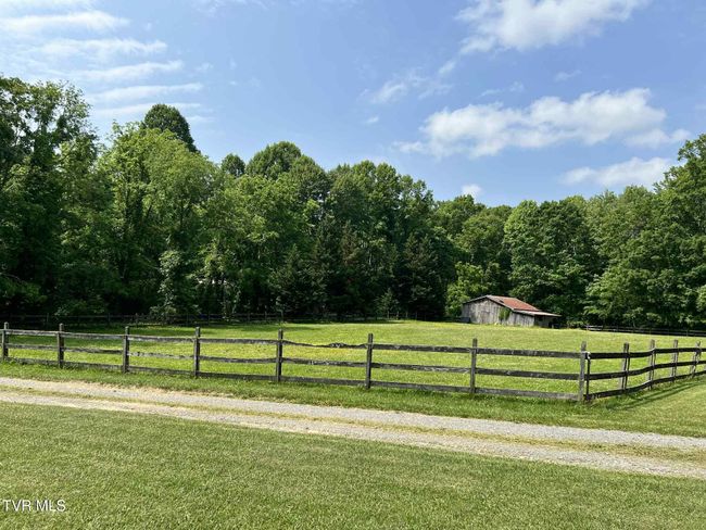 12615 Star Branch Rd, House other with 3 bedrooms, 2 bathrooms and null parking in Coeburn VA | Image 21