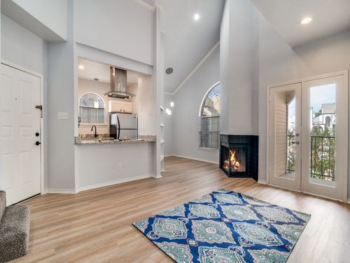 apt-208-4434 Point Blvd, Garland, TX, 75043-7434 | Card Image