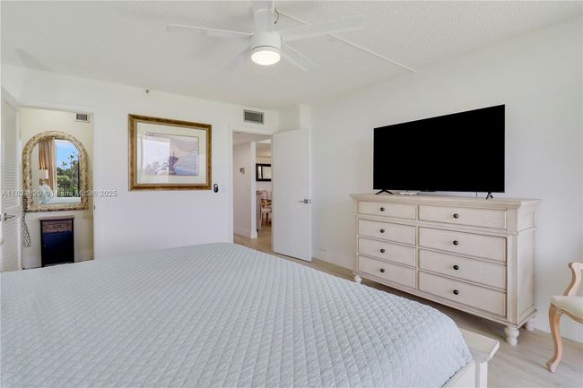 APT-311 - 1300 S Highway A1a, Condo with 2 bedrooms, 2 bathrooms and null parking in Jupiter FL | Image 34