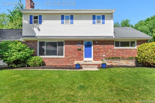 13993 Garfield, Redford, MI, 48239-2832 | Card Image
