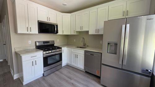 2-218 Dwight St, JC, Greenville, NJ, 07305 | Card Image