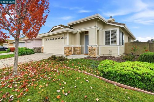 443 Mandarin Cir, Vacaville, CA, 95687-3125 | Card Image