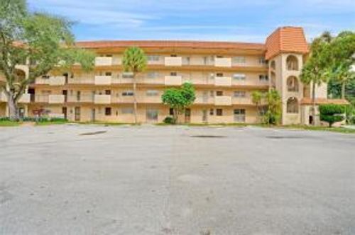 310-6200 S Falls Circle Dr, Lauderhill, FL, 33319-6924 | Card Image