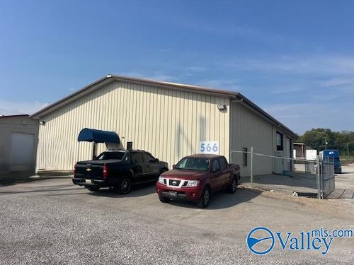 566 Steed Rd, Trinity, AL, 35673-6644 | Card Image