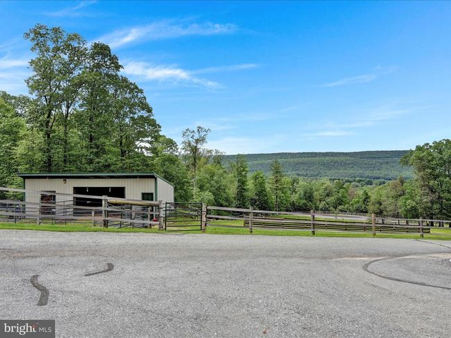 52 Church Ln, House other with 3 bedrooms, 2 bathrooms and null parking in JONESTOWN PA | Image 37