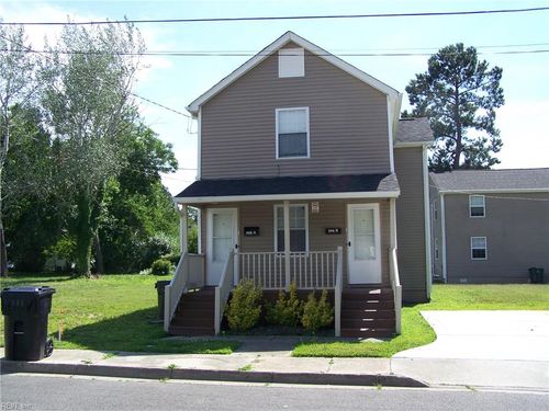 b-205 B Hall St, Franklin, VA, 23851-1926 | Card Image