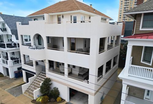 105 S Frankfort Ave, Ventnor City, NJ, 08406-2938 | Card Image