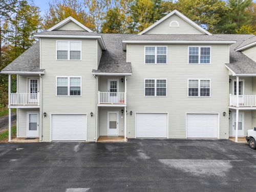 29-29 Ledges Court, Lewiston, ME, 04240 | Card Image